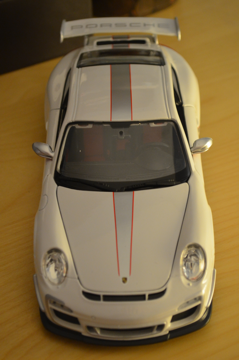 Illustration for article titled Bburago Porsche 911 (997) GT3 RS 4.0